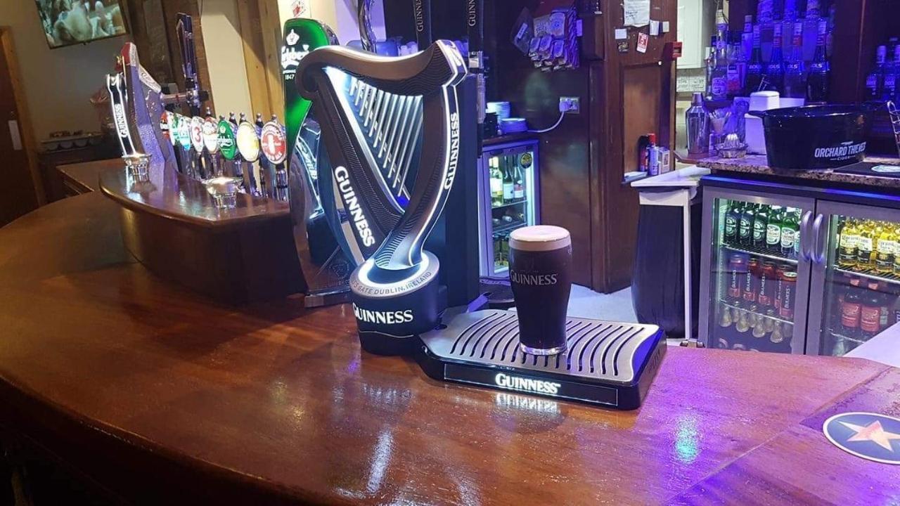 Balreask Bar, Restaurant&Guest Accommodation Navan Extérieur photo