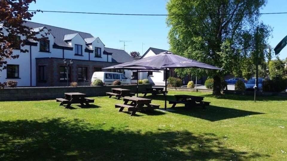 Balreask Bar, Restaurant&Guest Accommodation Navan Extérieur photo